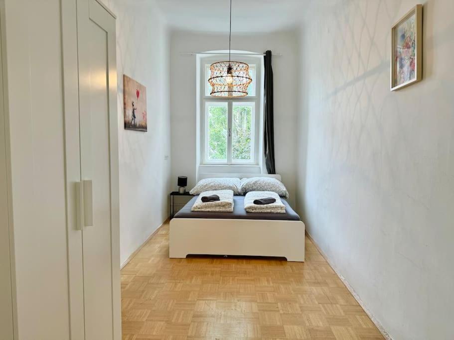 130 M2 Spacious 5 Bedroom * Wien