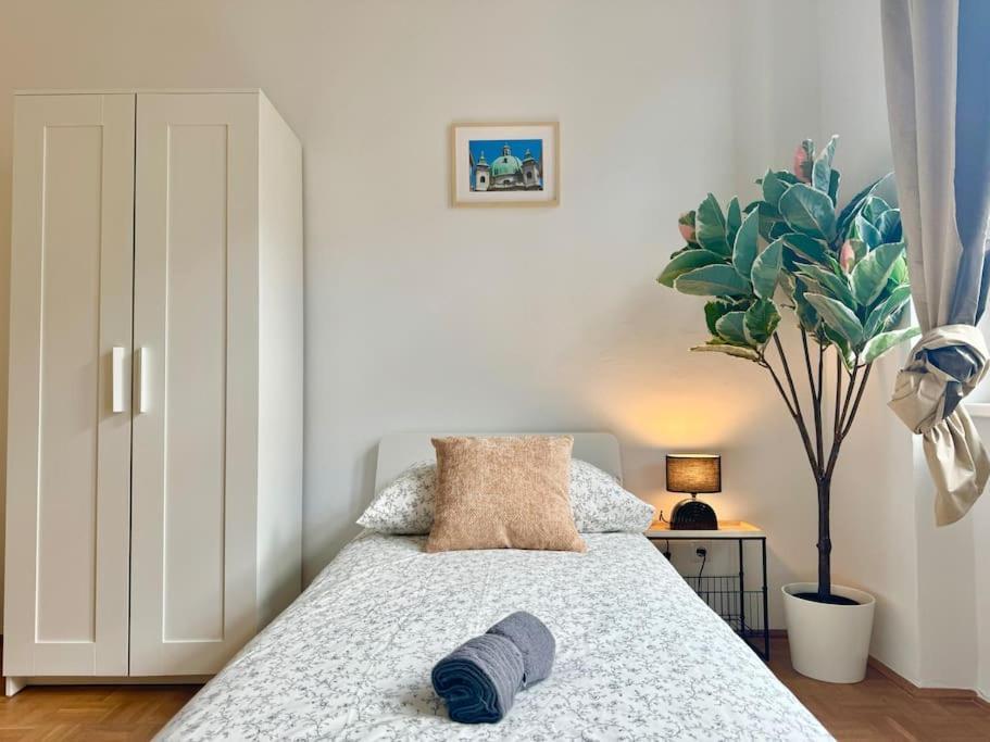 130 M2 Spacious 5 Bedroom * Wien